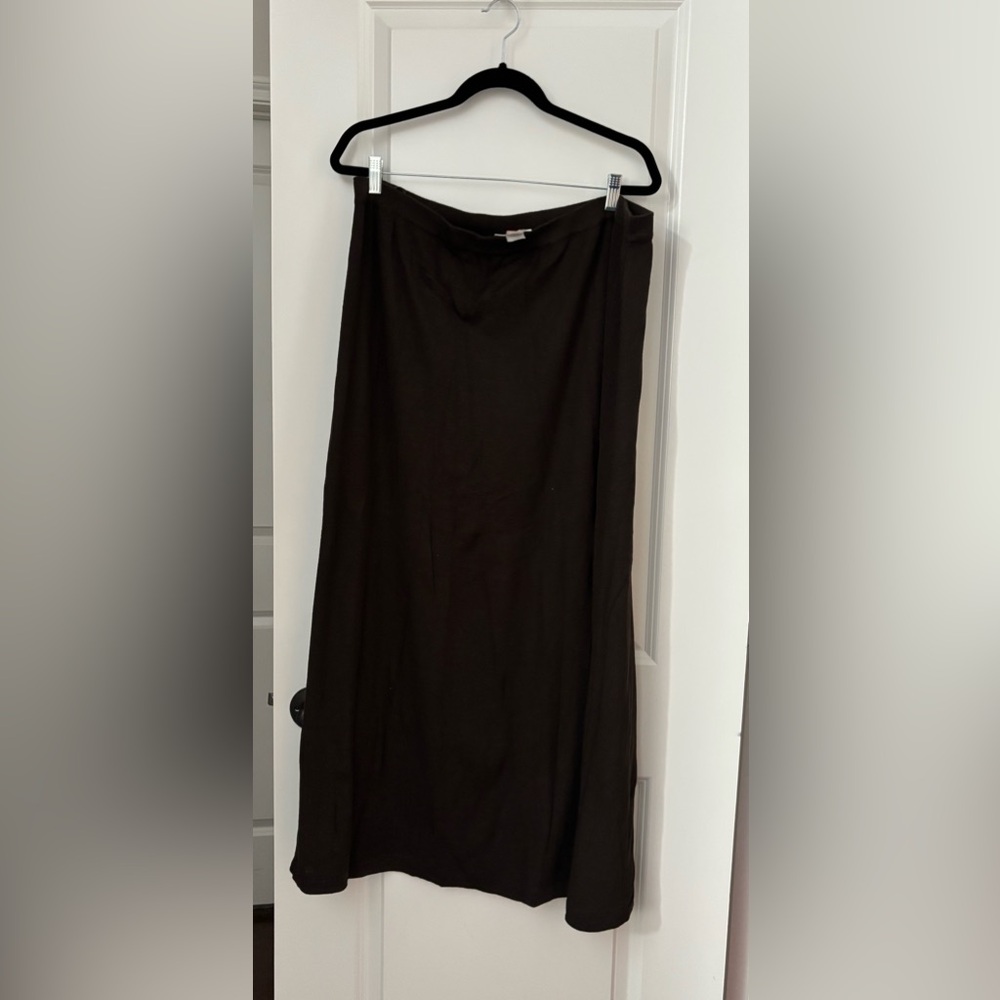 Elegant Black Women's Skirt